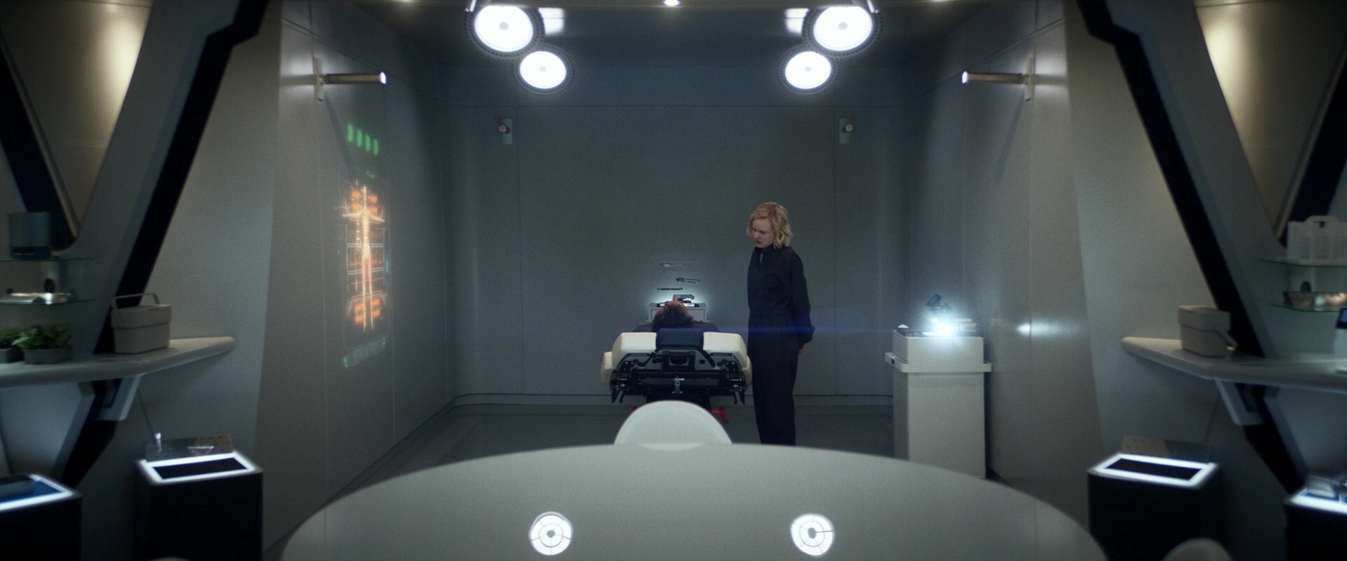 extant_StarTrek_PIC_1x05-StardustCityRag_4629.jpg