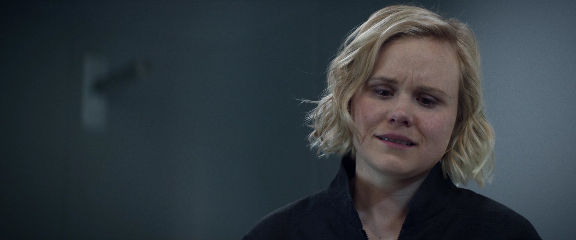 extant_StarTrek_PIC_1x05-StardustCityRag_4689.jpg