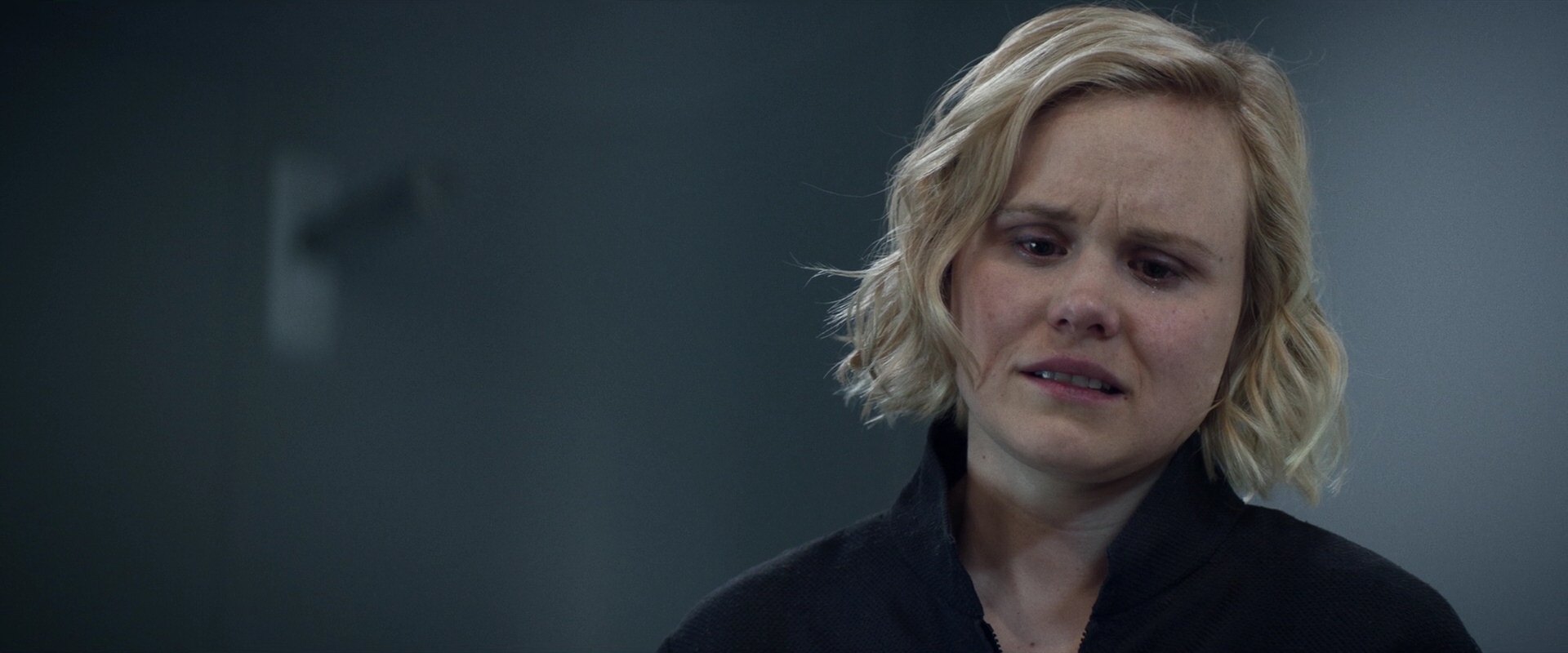 extant_StarTrek_PIC_1x05-StardustCityRag_4691.jpg