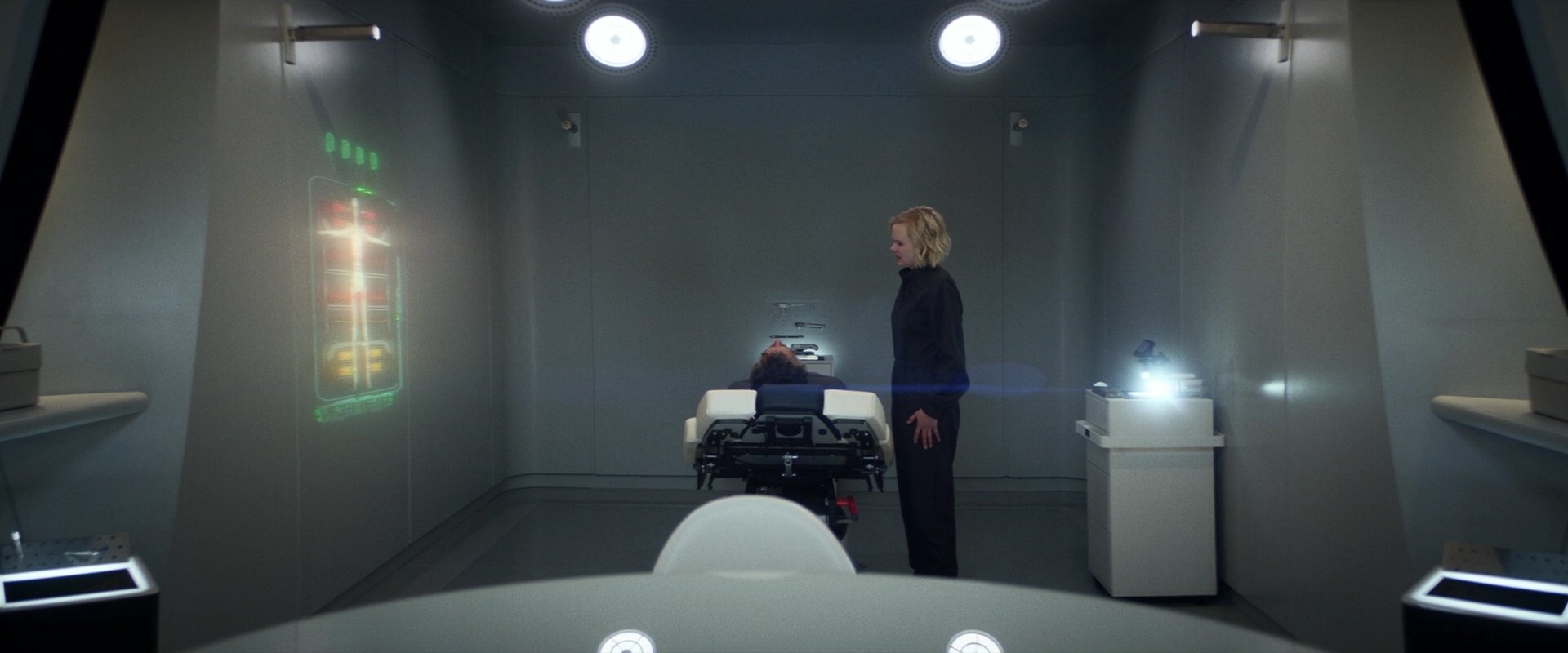 extant_StarTrek_PIC_1x05-StardustCityRag_4780.jpg