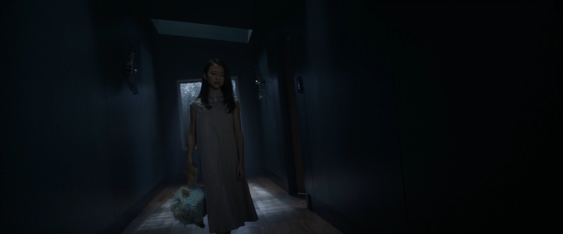 extant_StarTrek_PIC_1x06-TheImpossibleBox_00166.jpg