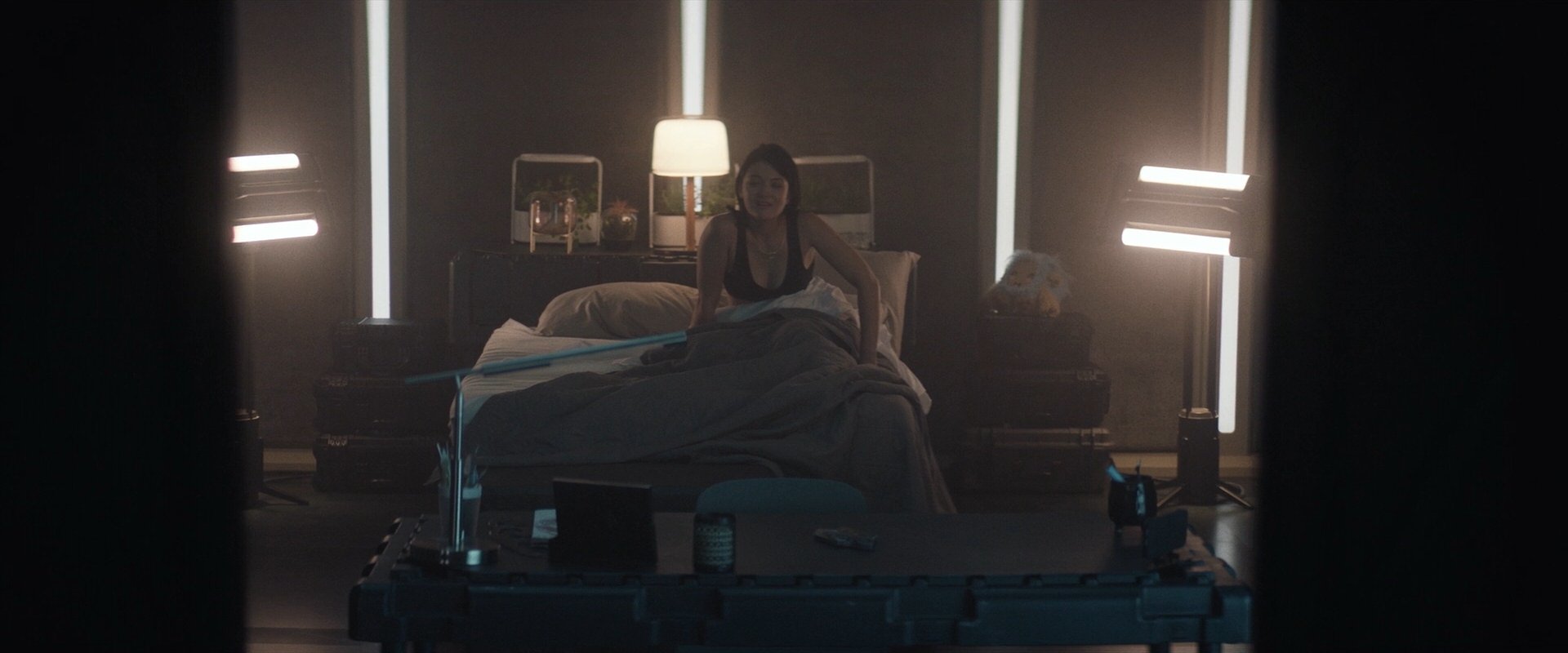 extant_StarTrek_PIC_1x06-TheImpossibleBox_00473.jpg