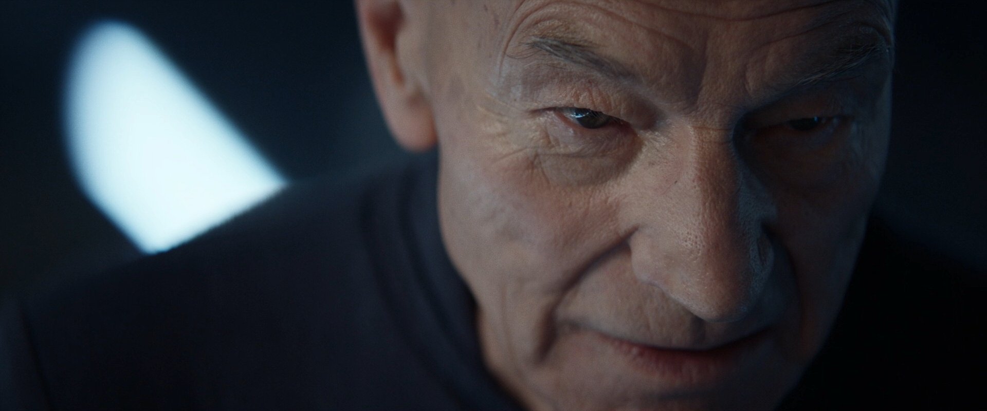 extant_StarTrek_PIC_1x06-TheImpossibleBox_00654.jpg