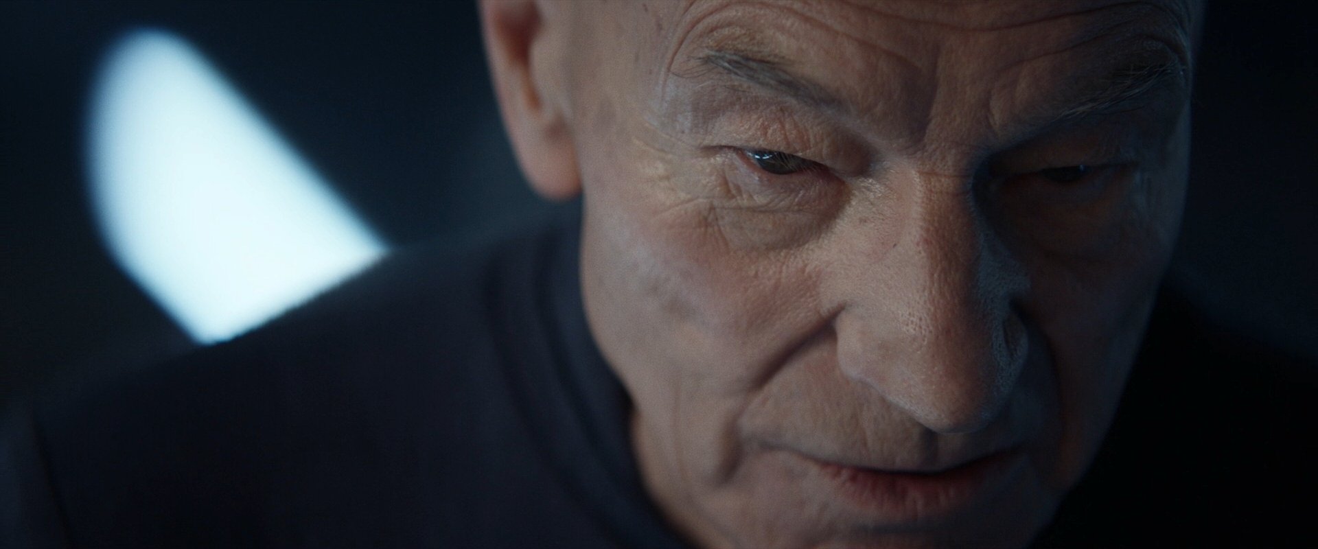 extant_StarTrek_PIC_1x06-TheImpossibleBox_00655.jpg