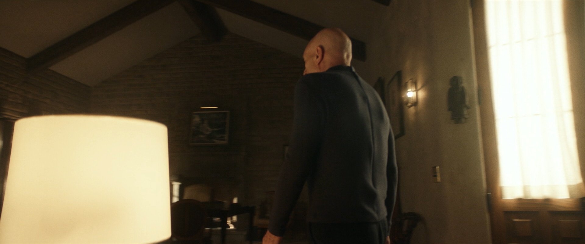 extant_StarTrek_PIC_1x06-TheImpossibleBox_00818.jpg