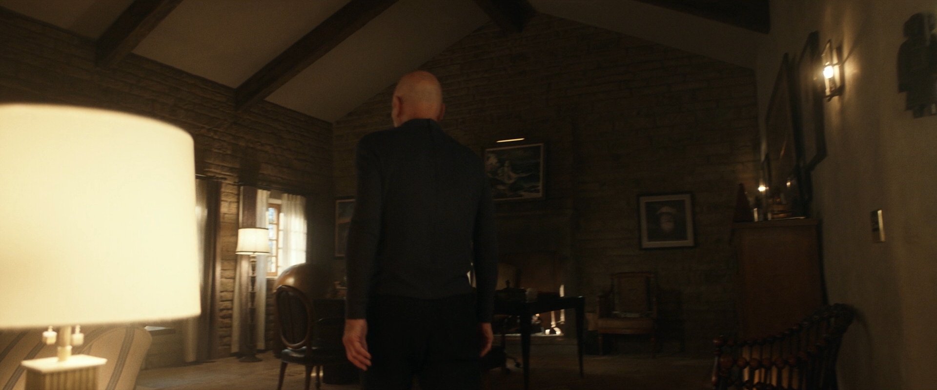 extant_StarTrek_PIC_1x06-TheImpossibleBox_00820.jpg