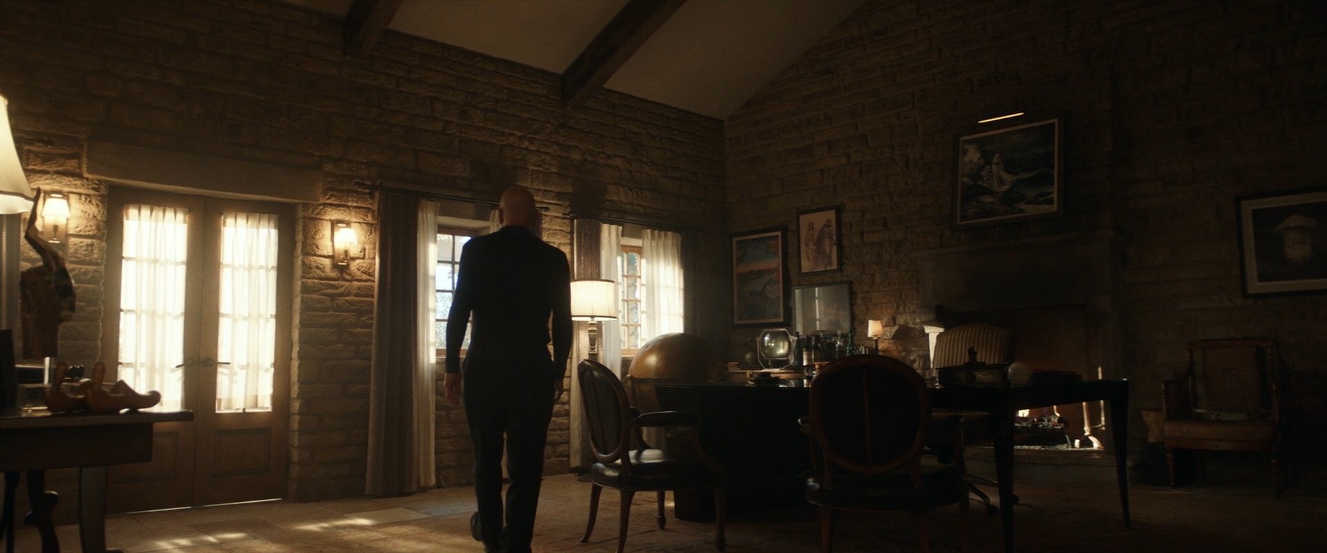 extant_StarTrek_PIC_1x06-TheImpossibleBox_00825.jpg