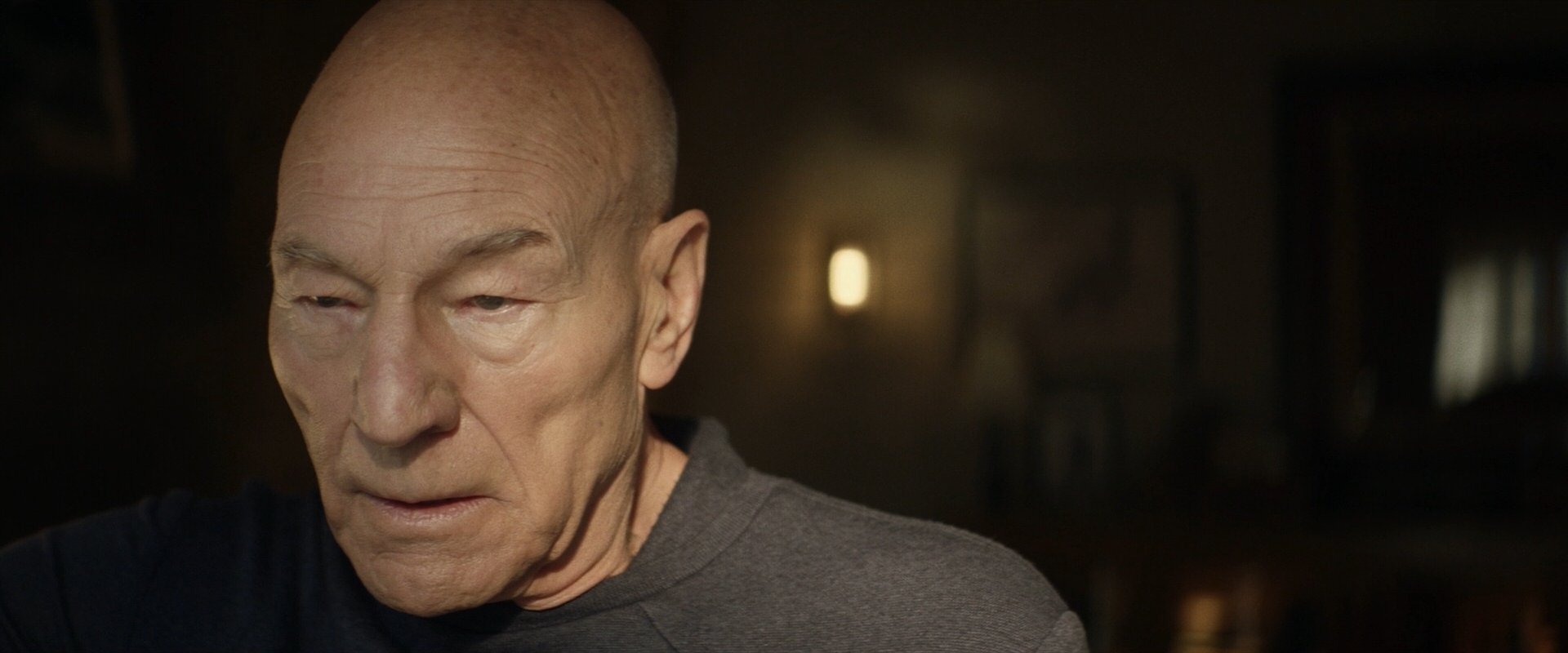 extant_StarTrek_PIC_1x06-TheImpossibleBox_00852.jpg
