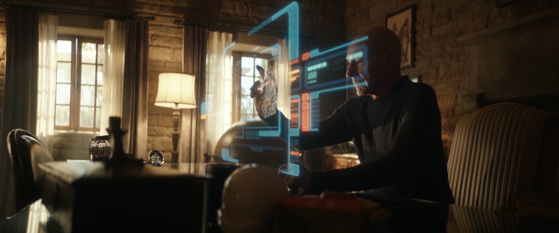 extant_StarTrek_PIC_1x06-TheImpossibleBox_00905.jpg