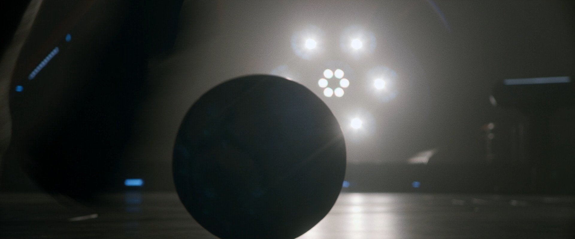 extant_StarTrek_PIC_1x06-TheImpossibleBox_01171.jpg