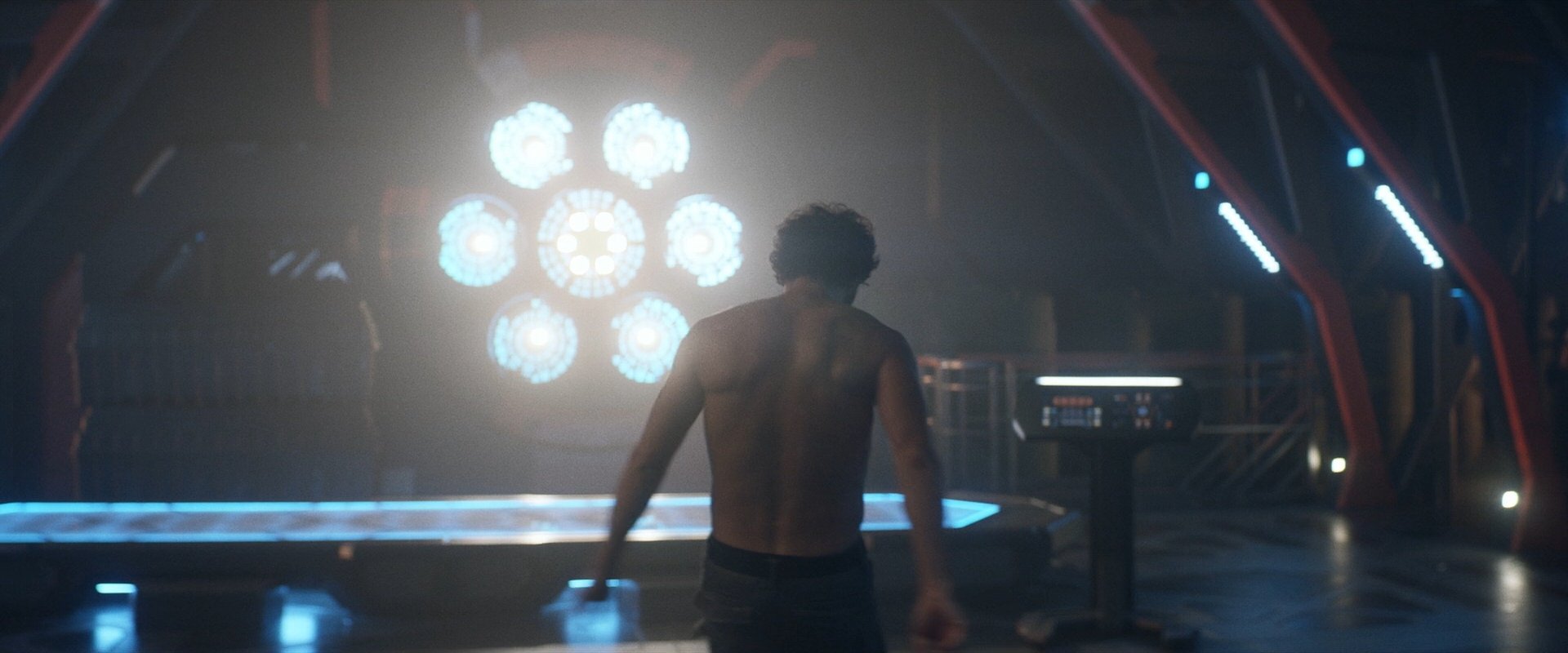 extant_StarTrek_PIC_1x06-TheImpossibleBox_01204.jpg