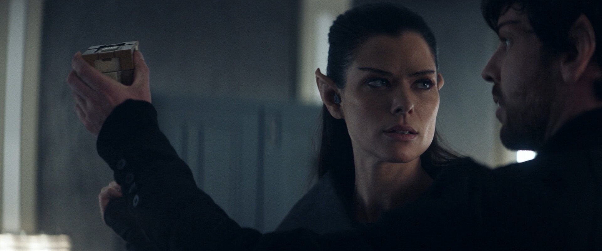extant_StarTrek_PIC_1x06-TheImpossibleBox_01526.jpg
