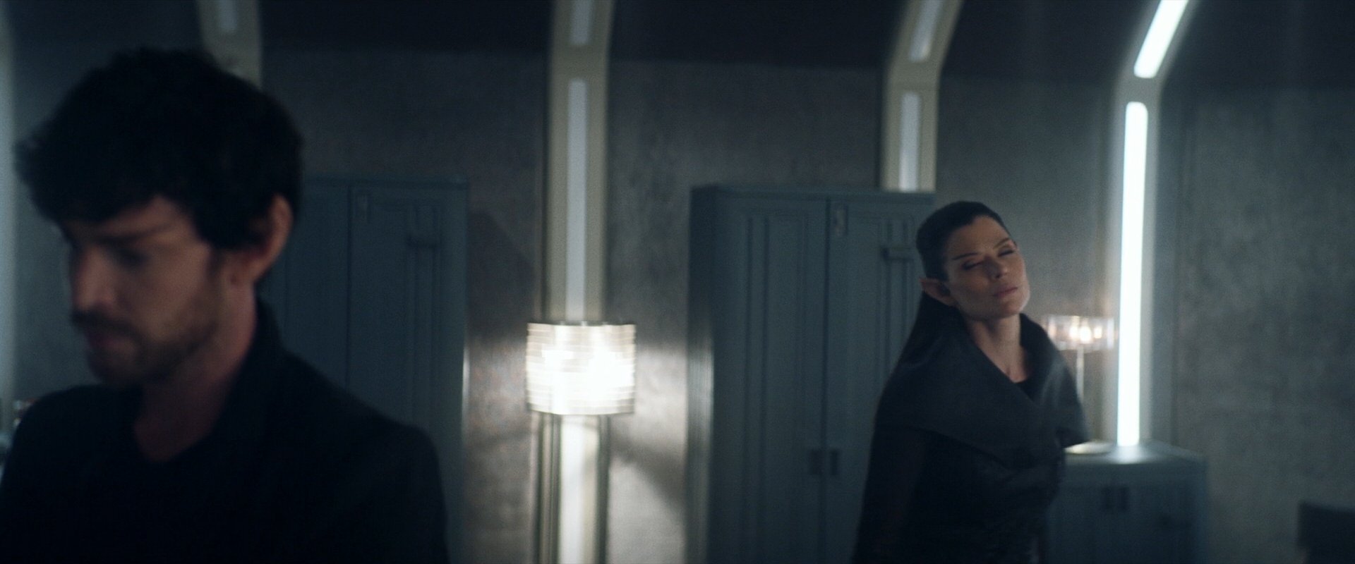 extant_StarTrek_PIC_1x06-TheImpossibleBox_01533.jpg