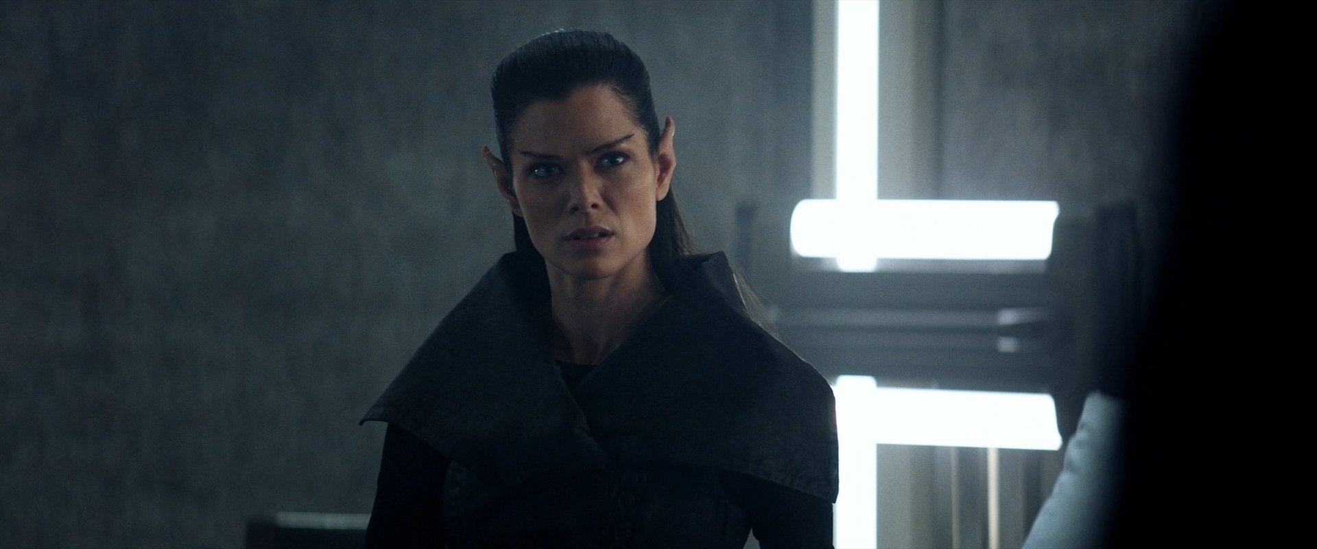 extant_StarTrek_PIC_1x06-TheImpossibleBox_01571.jpg
