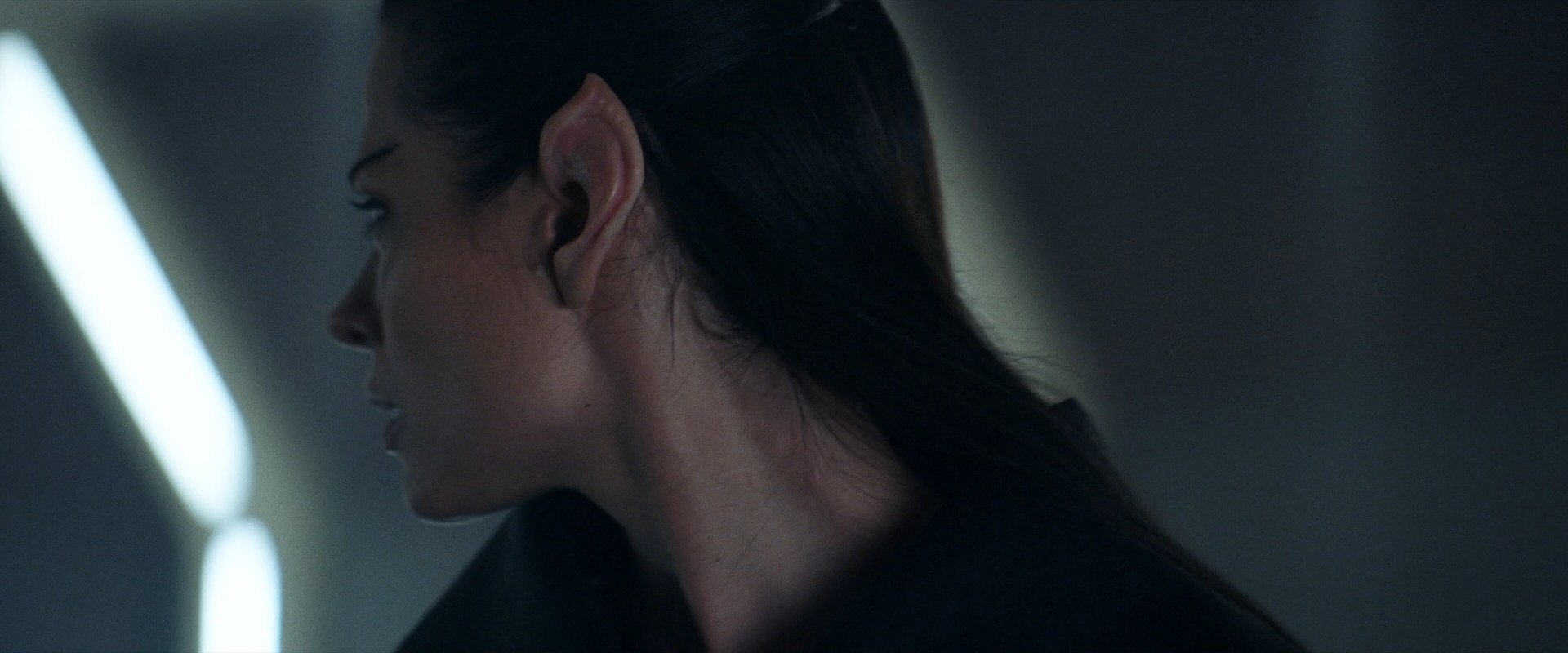 extant_StarTrek_PIC_1x06-TheImpossibleBox_01619.jpg