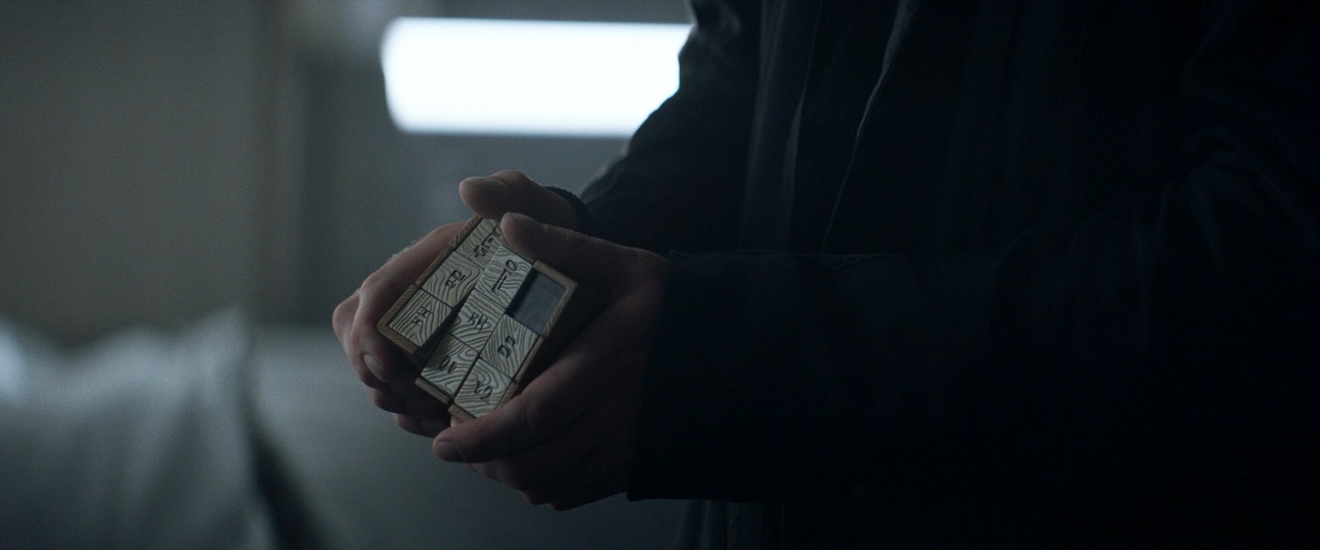 extant_StarTrek_PIC_1x06-TheImpossibleBox_01632.jpg