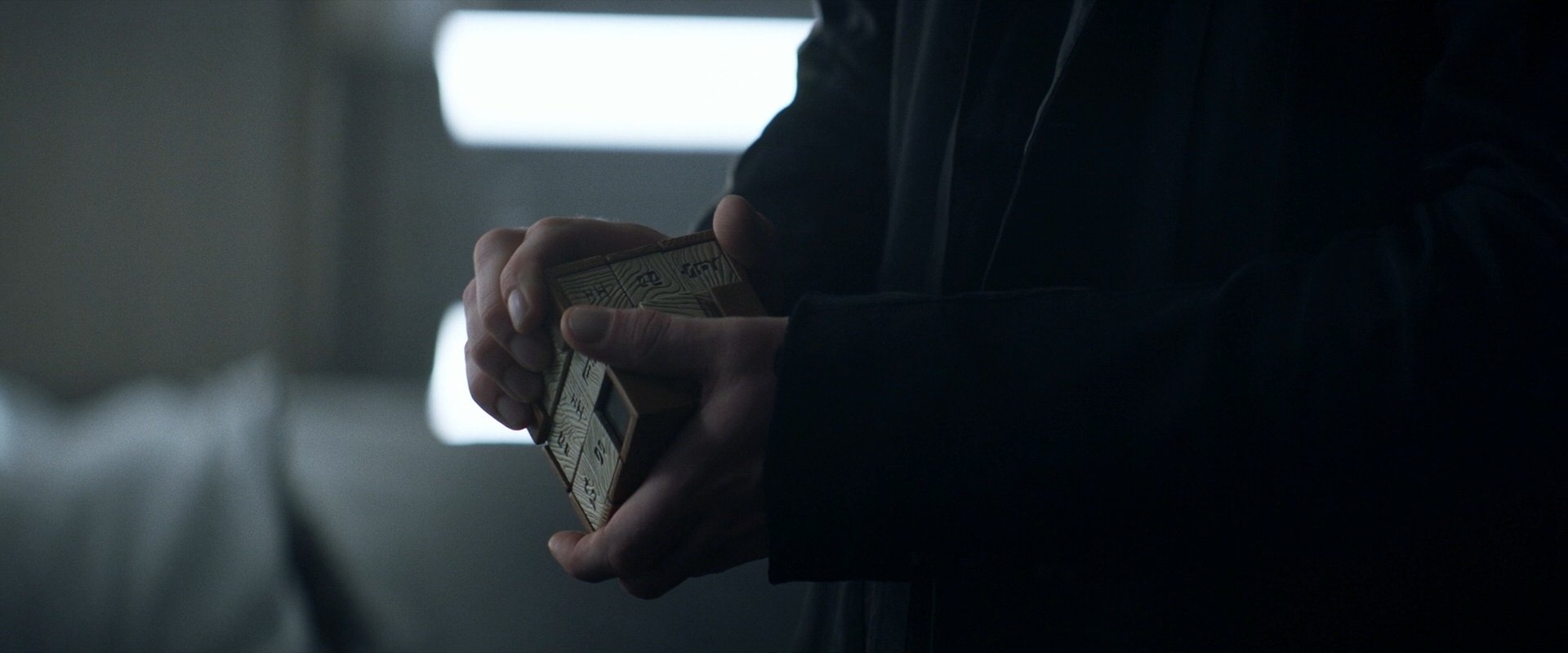 extant_StarTrek_PIC_1x06-TheImpossibleBox_01634.jpg