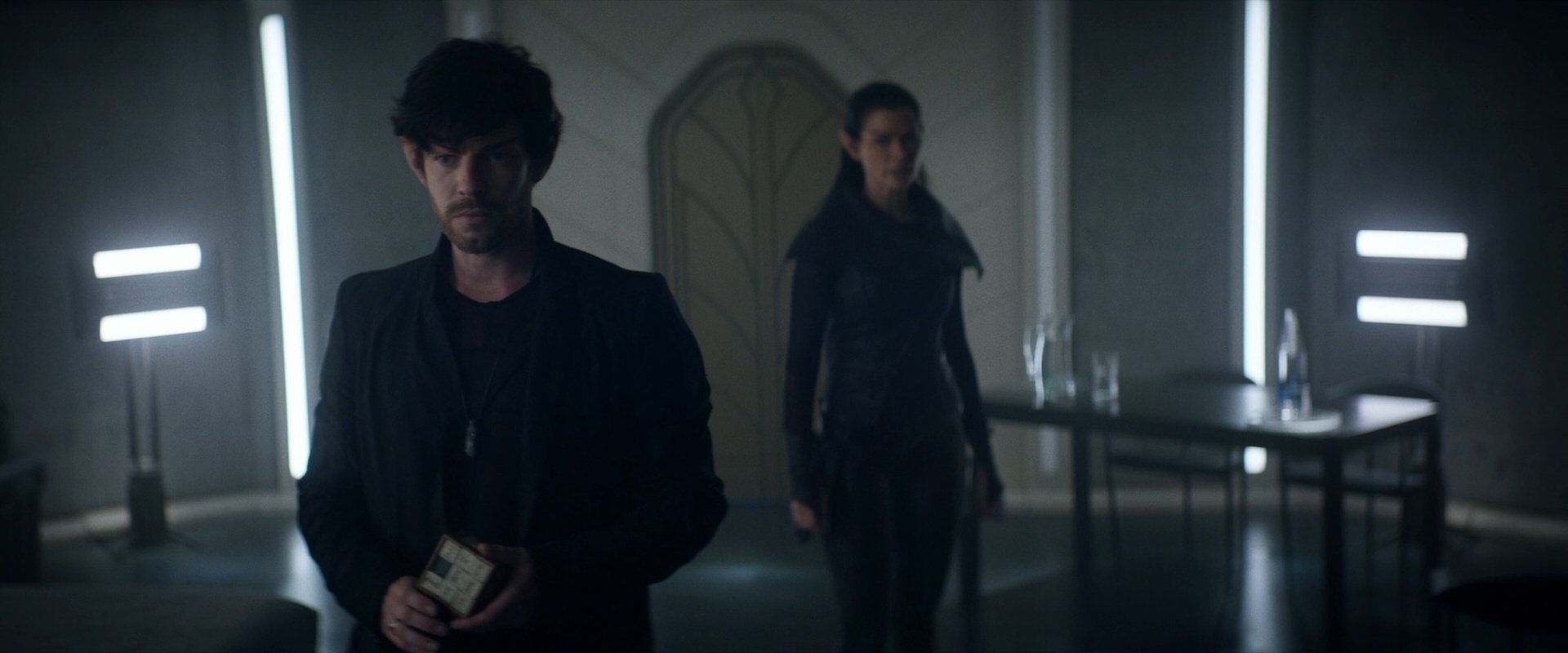 extant_StarTrek_PIC_1x06-TheImpossibleBox_01637.jpg