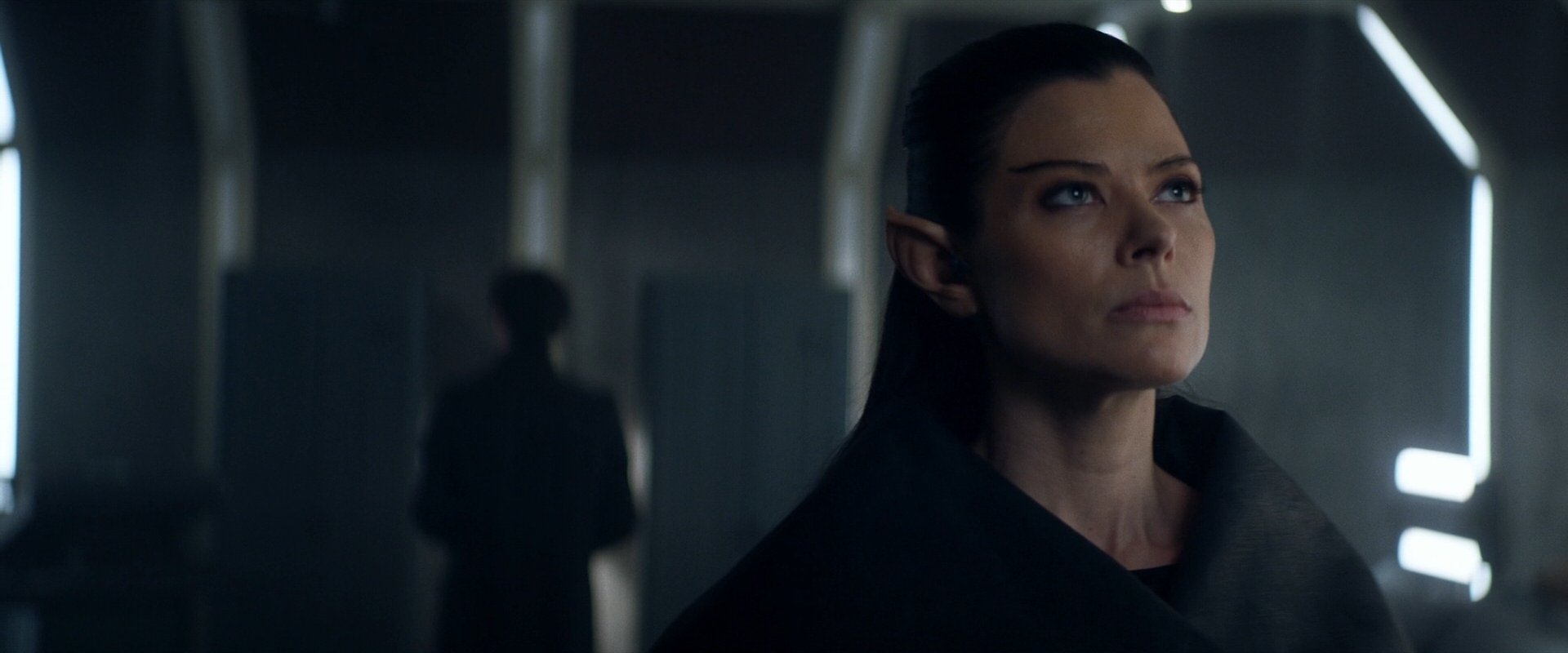 extant_StarTrek_PIC_1x06-TheImpossibleBox_01645.jpg