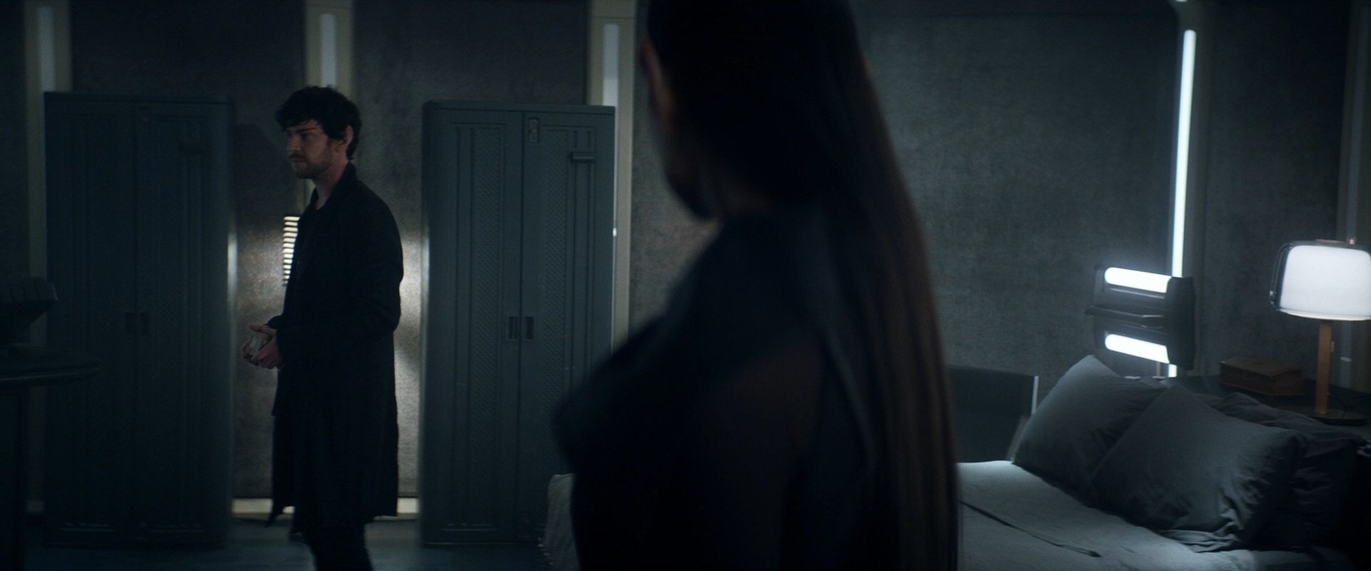 extant_StarTrek_PIC_1x06-TheImpossibleBox_01666.jpg