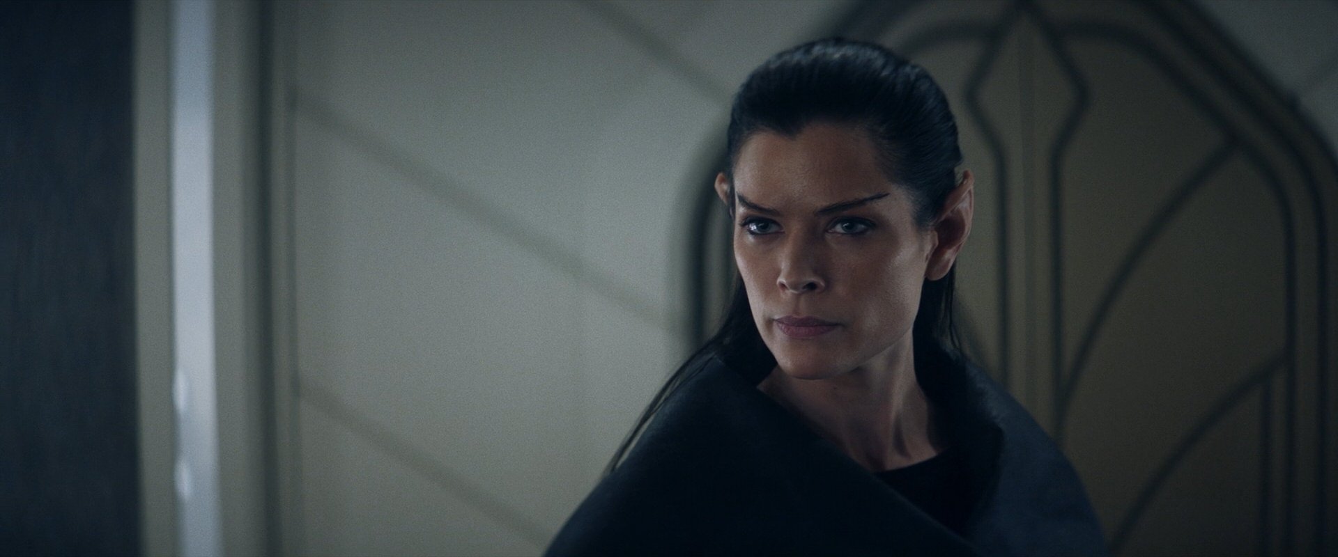 extant_StarTrek_PIC_1x06-TheImpossibleBox_01672.jpg