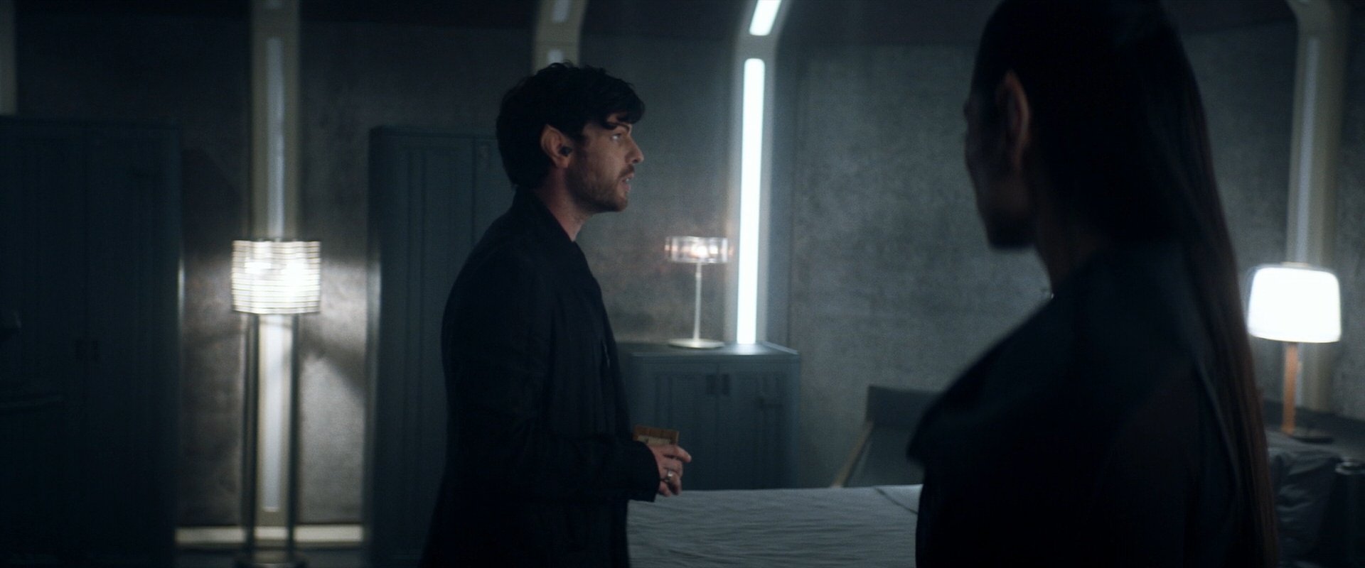 extant_StarTrek_PIC_1x06-TheImpossibleBox_01698.jpg