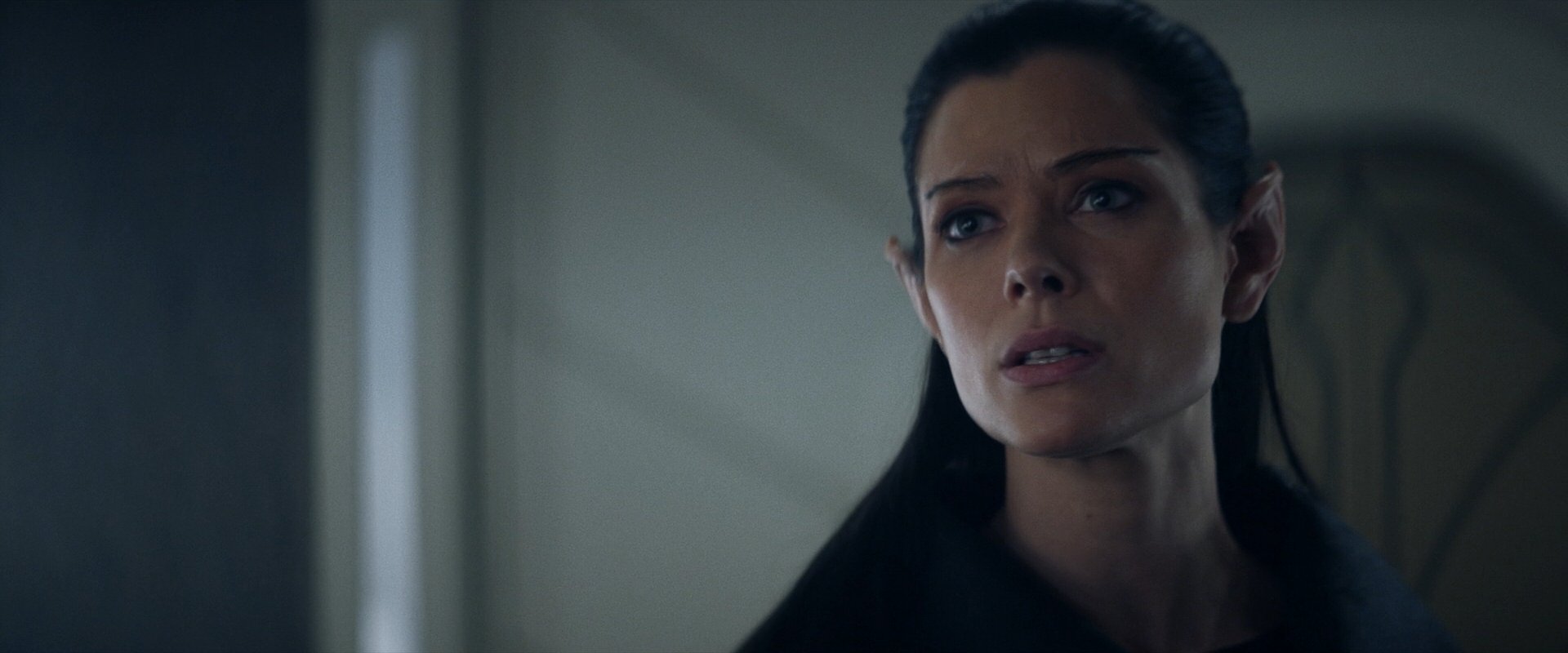 extant_StarTrek_PIC_1x06-TheImpossibleBox_01712.jpg