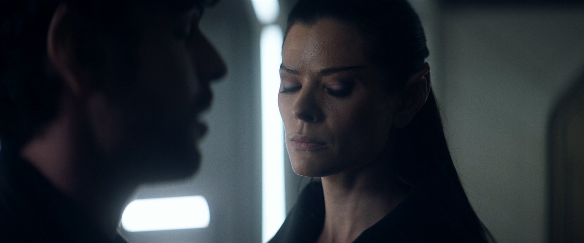 extant_StarTrek_PIC_1x06-TheImpossibleBox_01822.jpg
