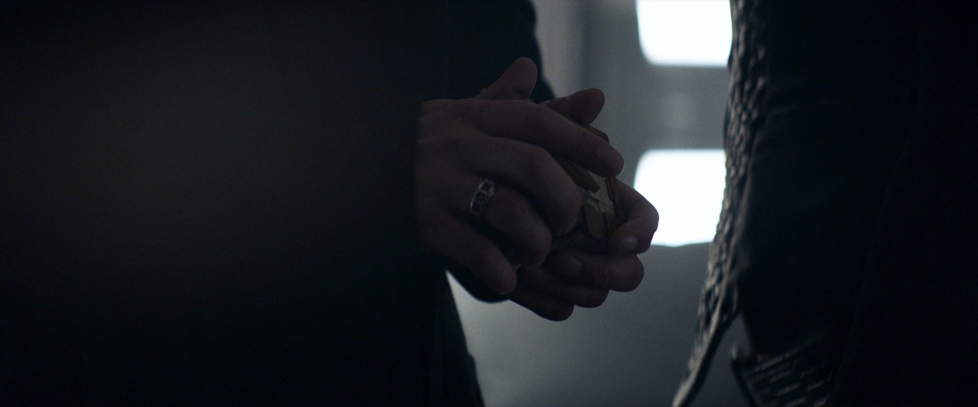 extant_StarTrek_PIC_1x06-TheImpossibleBox_01827.jpg