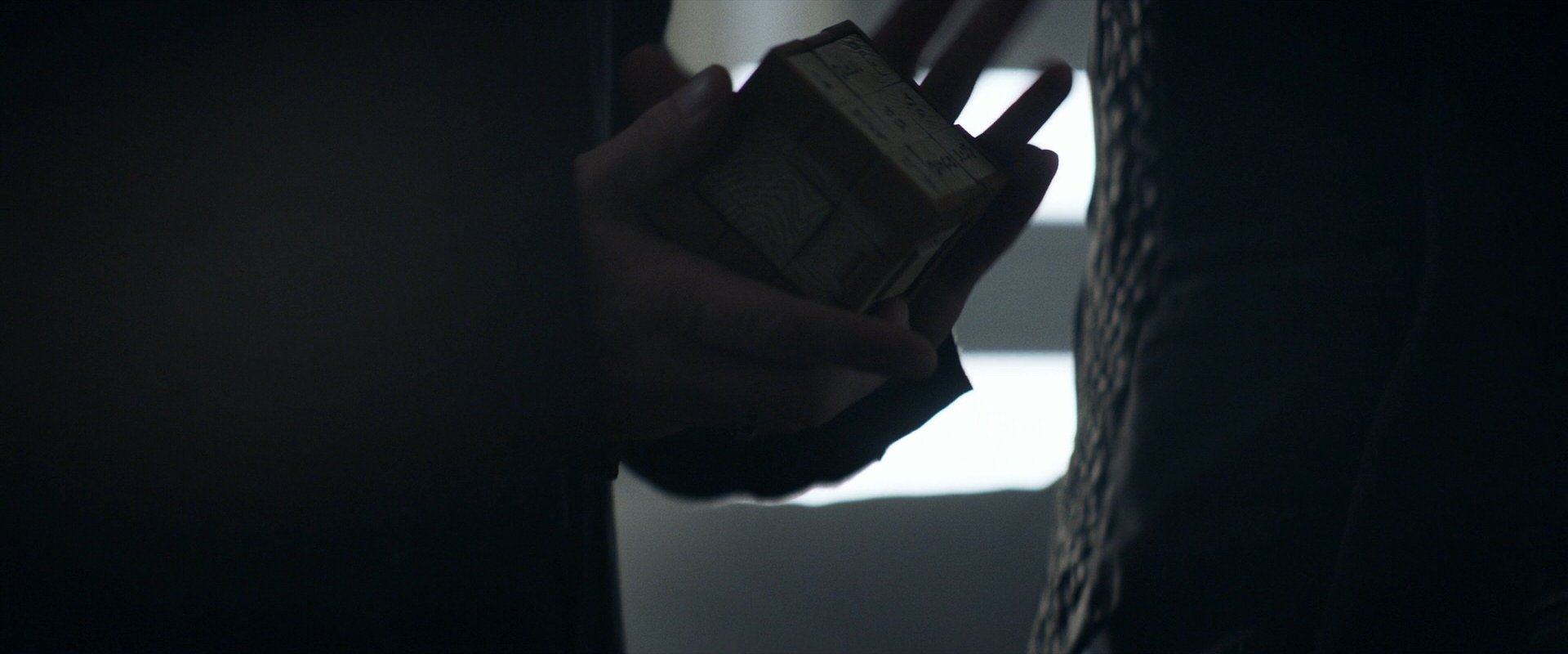extant_StarTrek_PIC_1x06-TheImpossibleBox_01837.jpg
