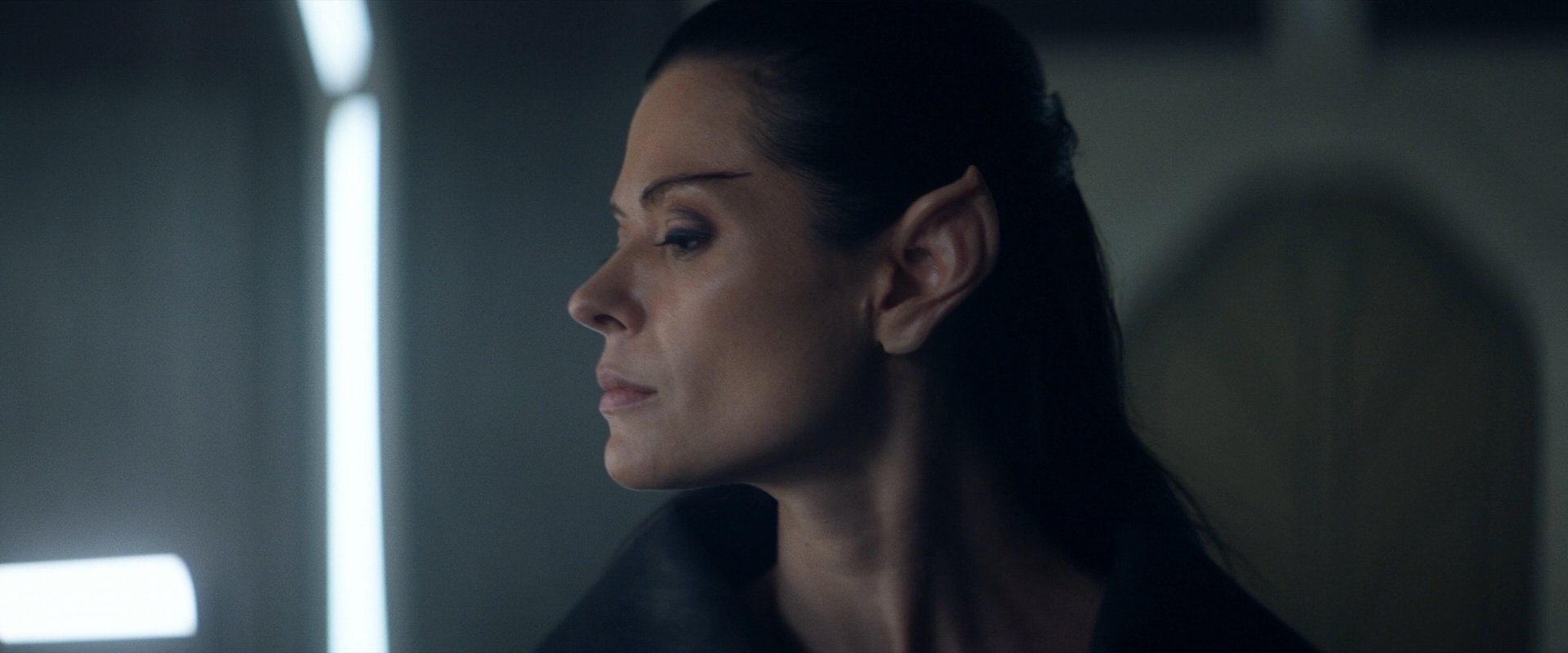 extant_StarTrek_PIC_1x06-TheImpossibleBox_01886.jpg