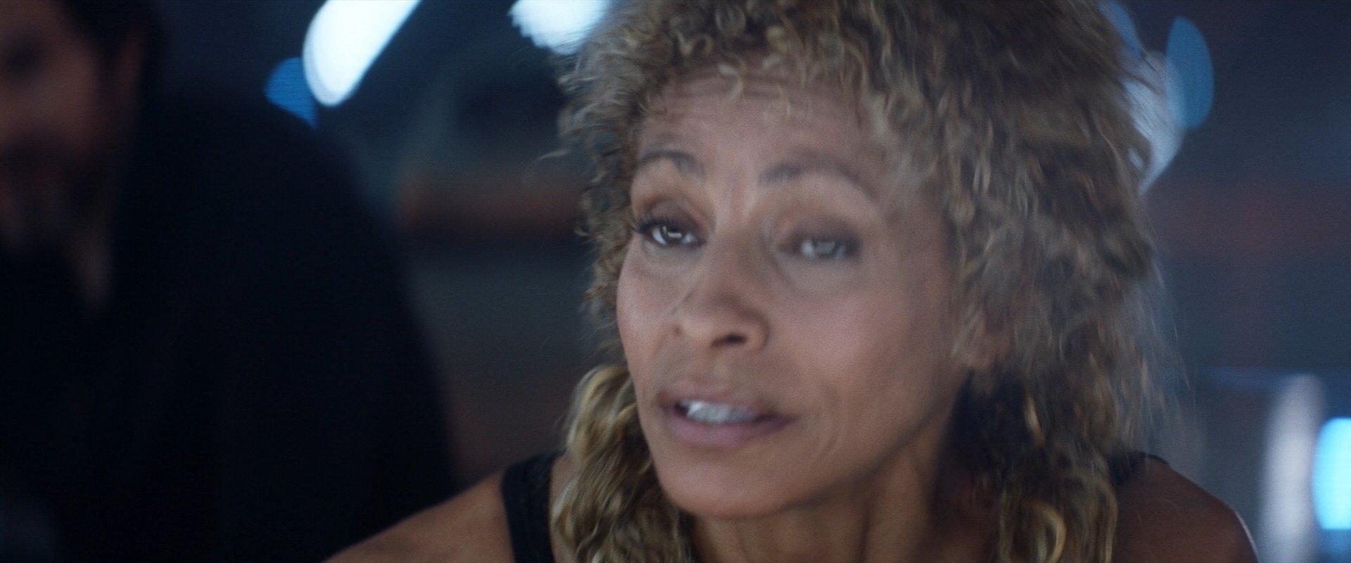 extant_StarTrek_PIC_1x06-TheImpossibleBox_02252.jpg