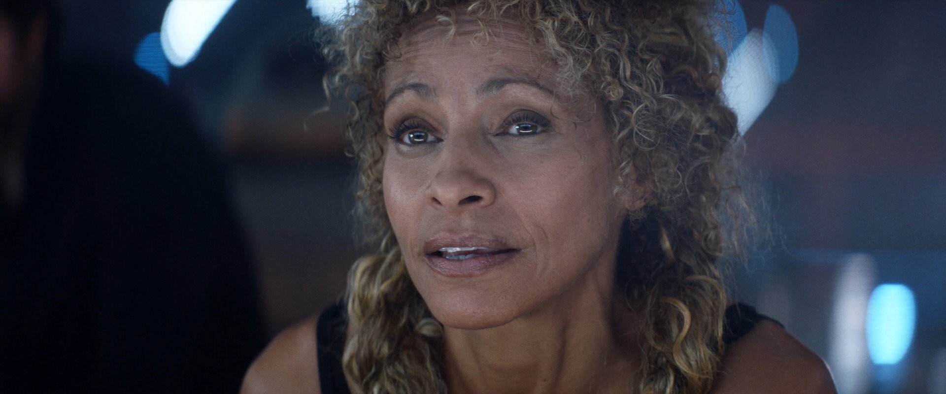 extant_StarTrek_PIC_1x06-TheImpossibleBox_02253.jpg