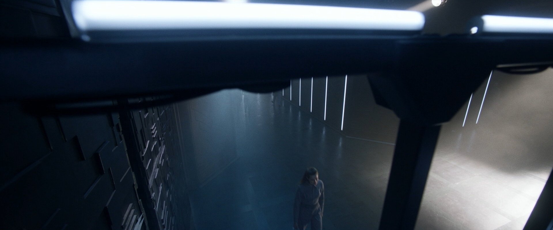 extant_StarTrek_PIC_1x06-TheImpossibleBox_02442.jpg
