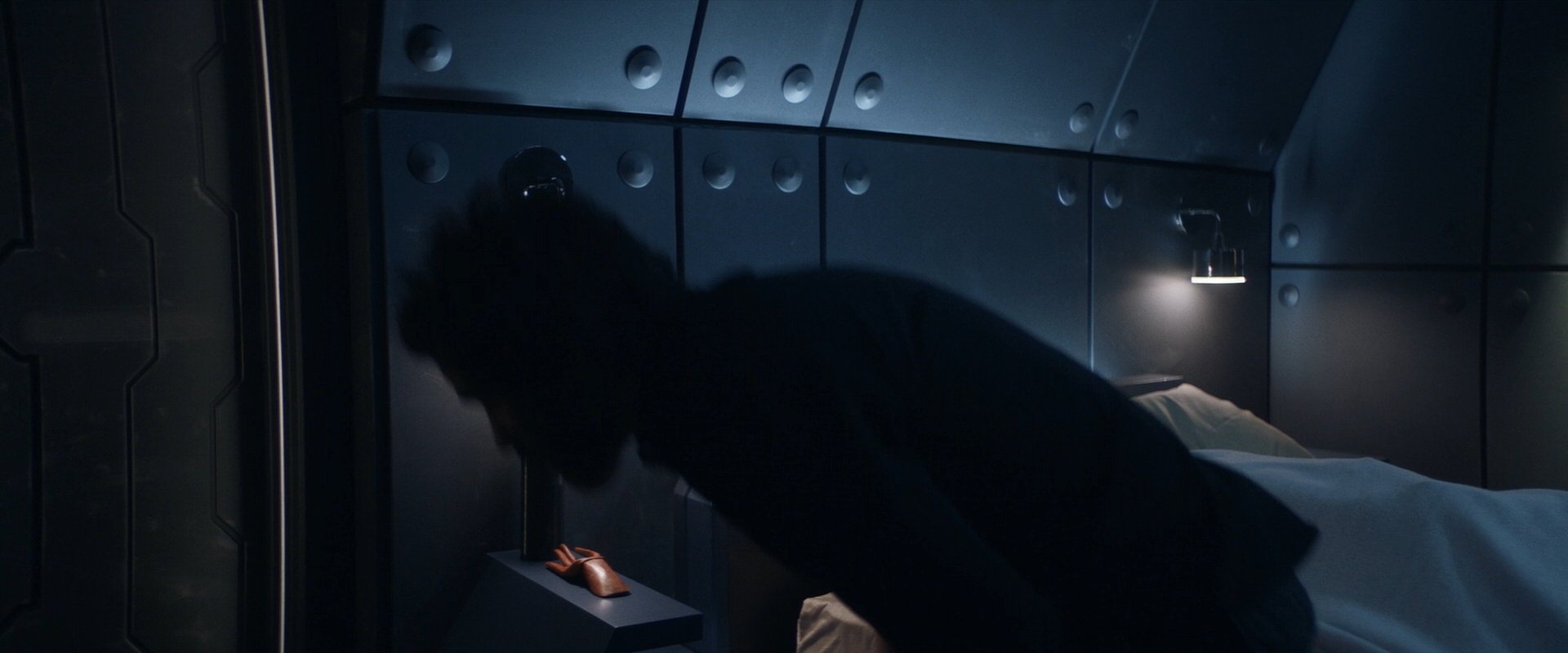 extant_StarTrek_PIC_1x06-TheImpossibleBox_02738.jpg