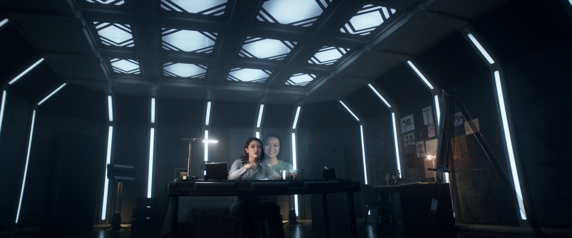 extant_StarTrek_PIC_1x06-TheImpossibleBox_02750.jpg