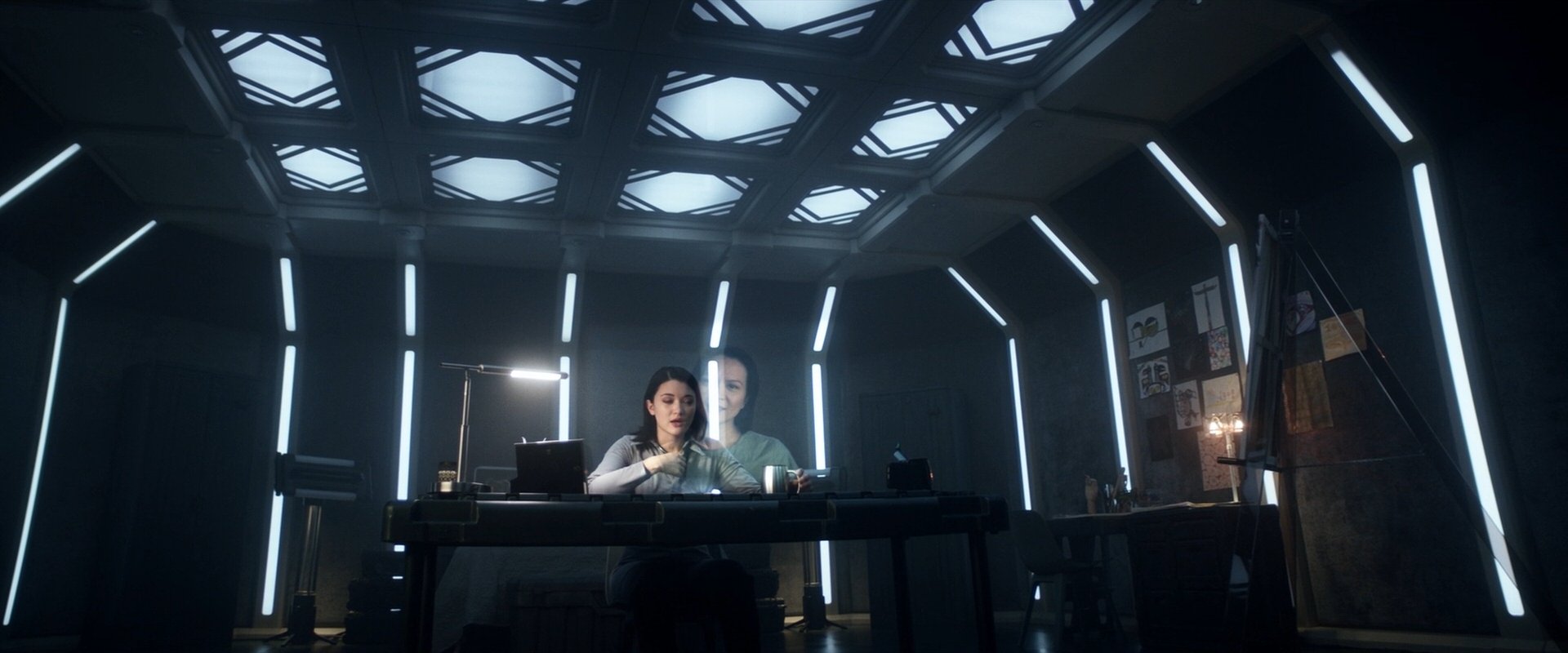 extant_StarTrek_PIC_1x06-TheImpossibleBox_02765.jpg