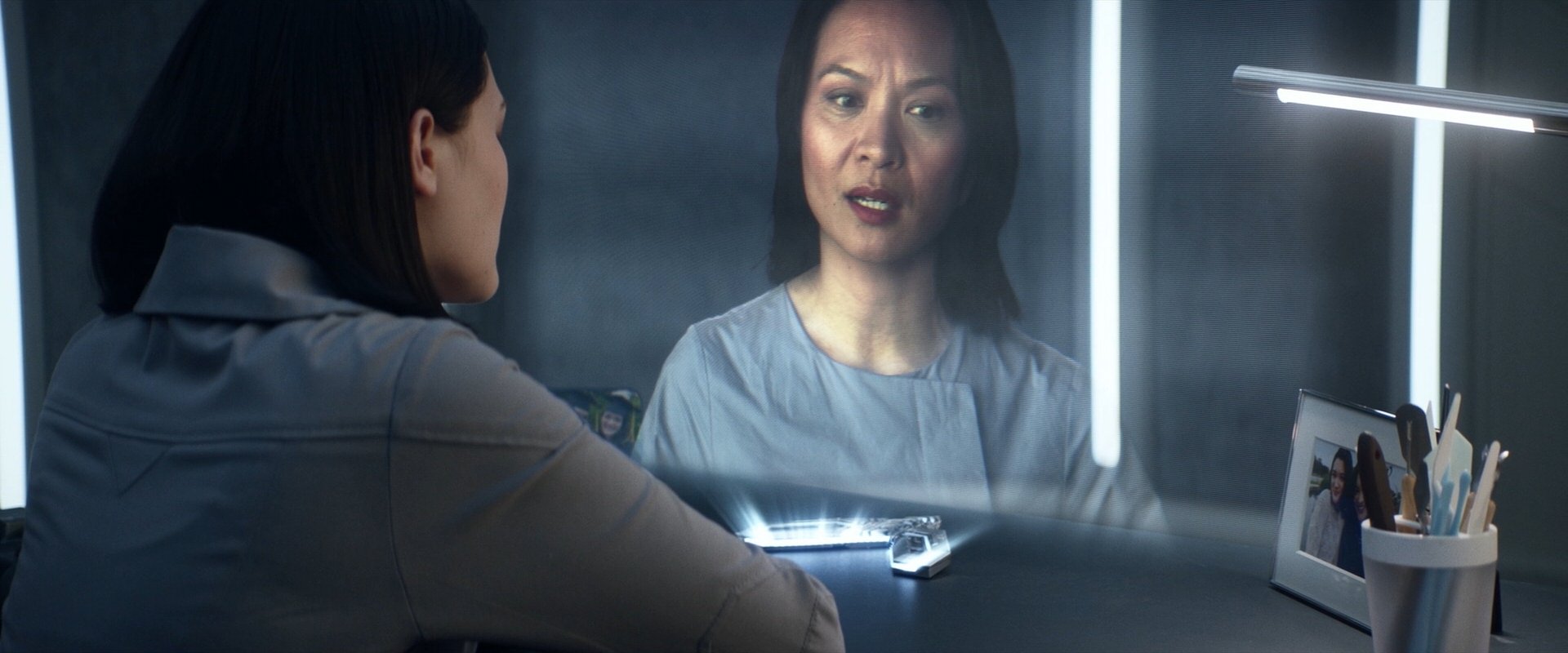 extant_StarTrek_PIC_1x06-TheImpossibleBox_02770.jpg