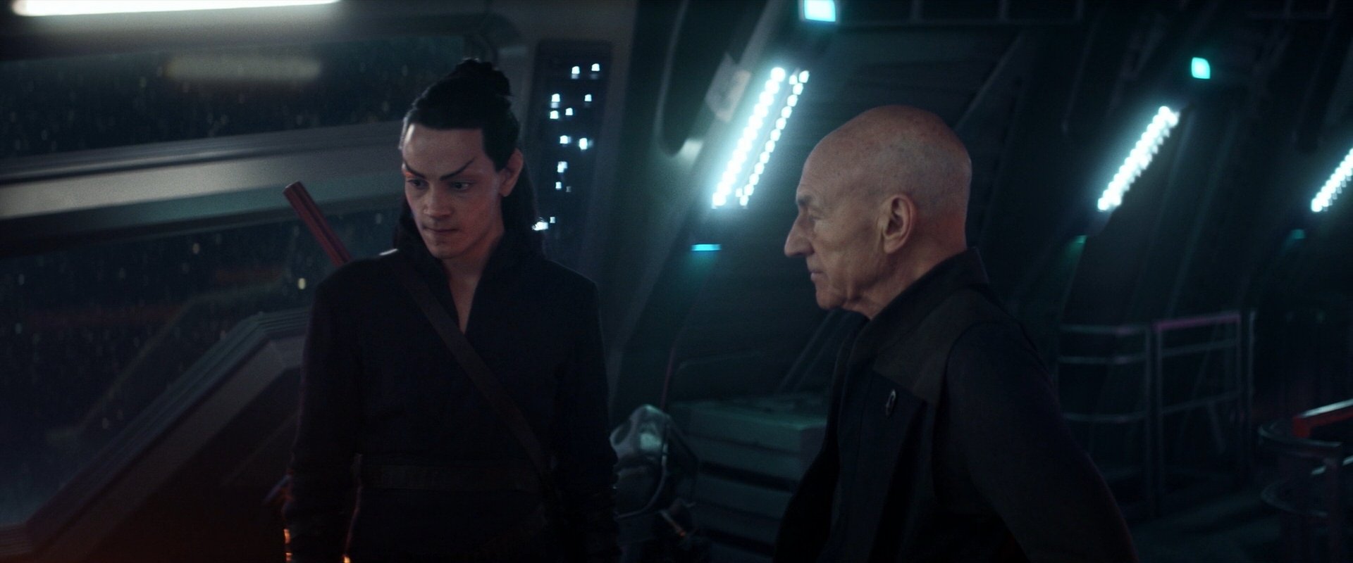 extant_StarTrek_PIC_1x06-TheImpossibleBox_02974.jpg