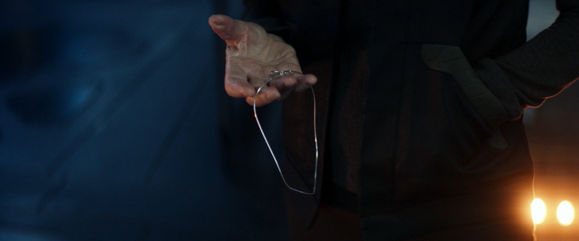 extant_StarTrek_PIC_1x06-TheImpossibleBox_03022.jpg
