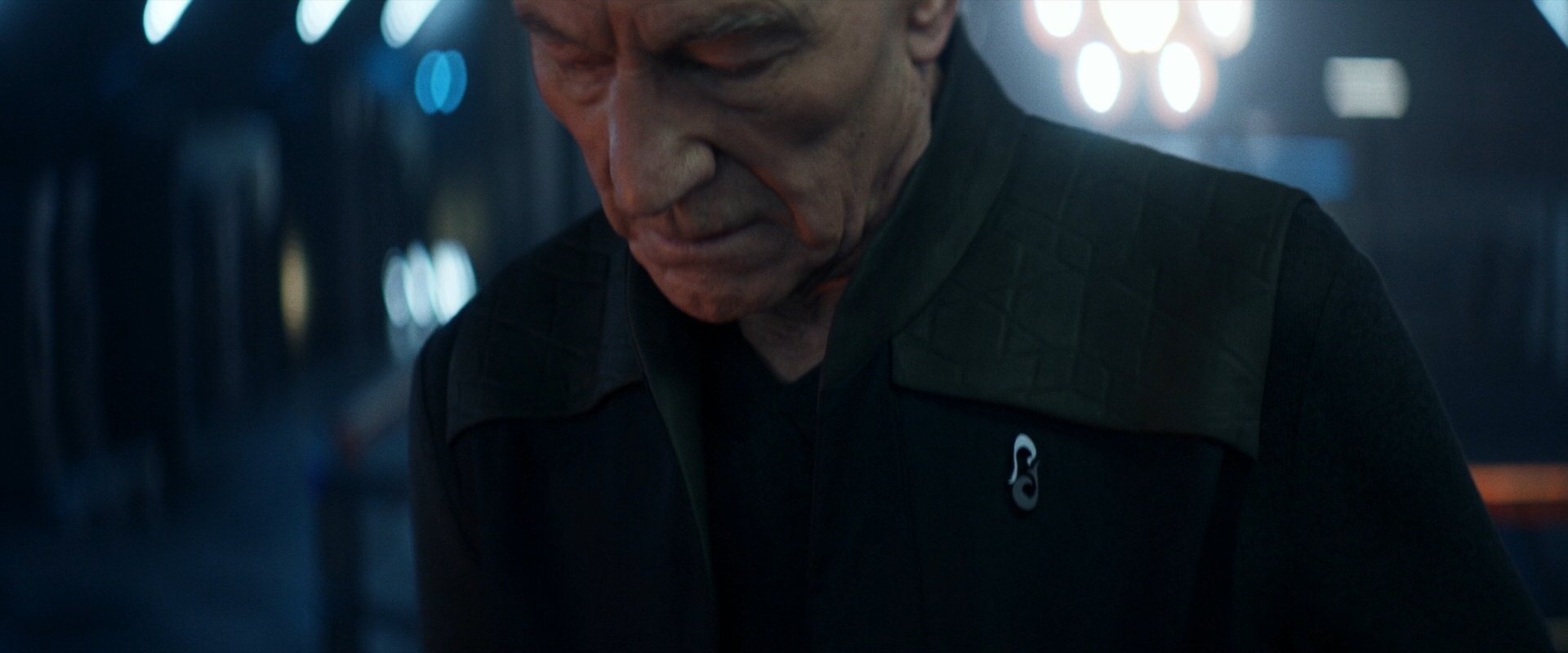 extant_StarTrek_PIC_1x06-TheImpossibleBox_03028.jpg