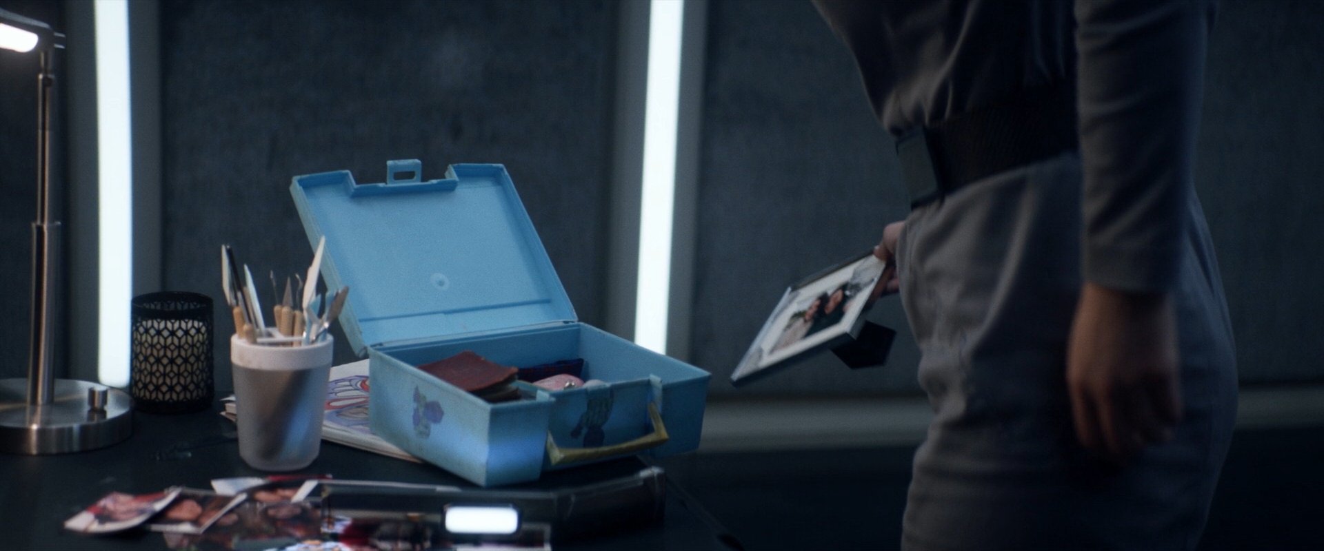 extant_StarTrek_PIC_1x06-TheImpossibleBox_03205.jpg