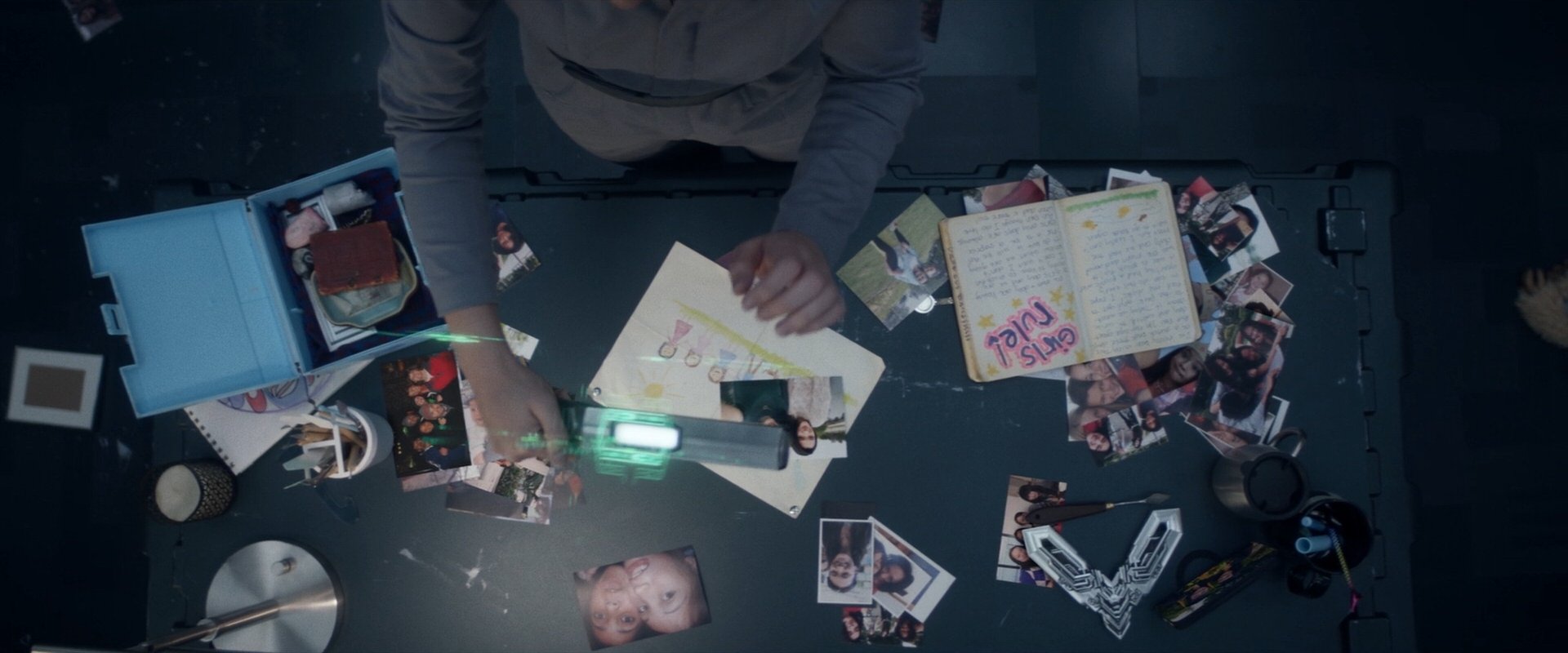 extant_StarTrek_PIC_1x06-TheImpossibleBox_03213.jpg