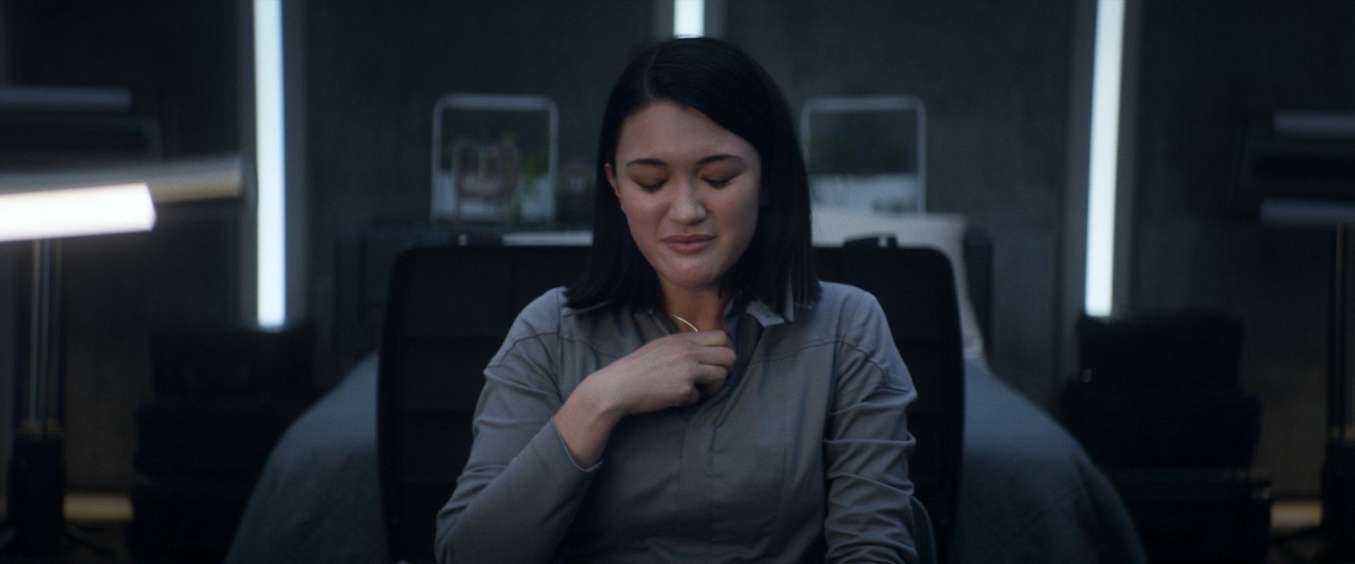 extant_StarTrek_PIC_1x06-TheImpossibleBox_03237.jpg
