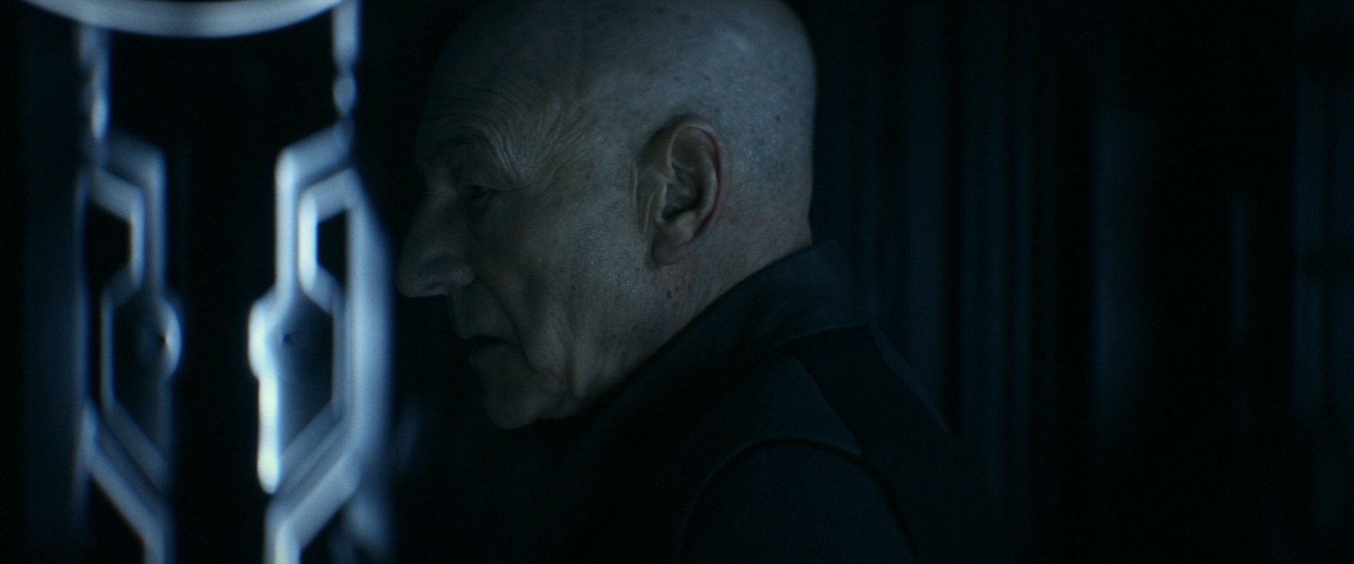 extant_StarTrek_PIC_1x06-TheImpossibleBox_03395.jpg