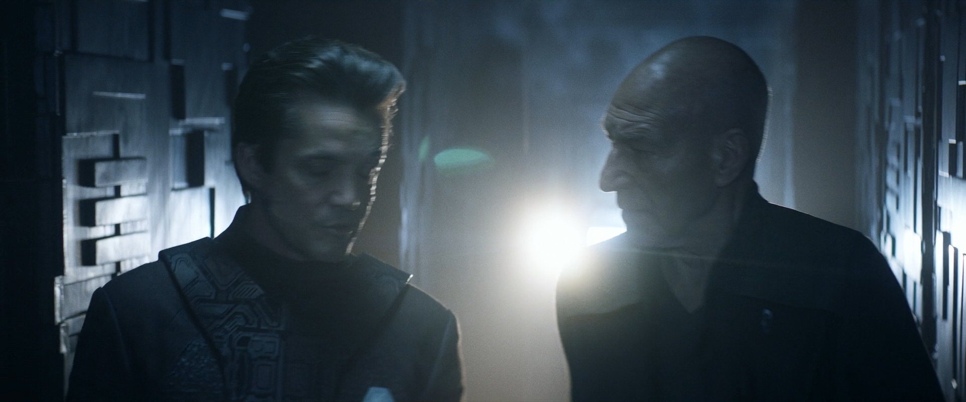 extant_StarTrek_PIC_1x06-TheImpossibleBox_03595.jpg