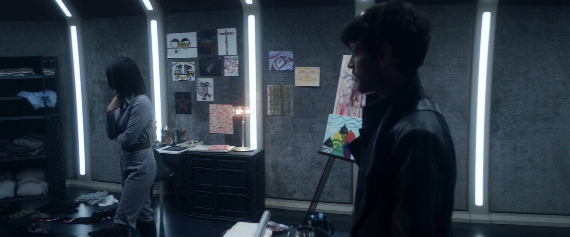 extant_StarTrek_PIC_1x06-TheImpossibleBox_03774.jpg