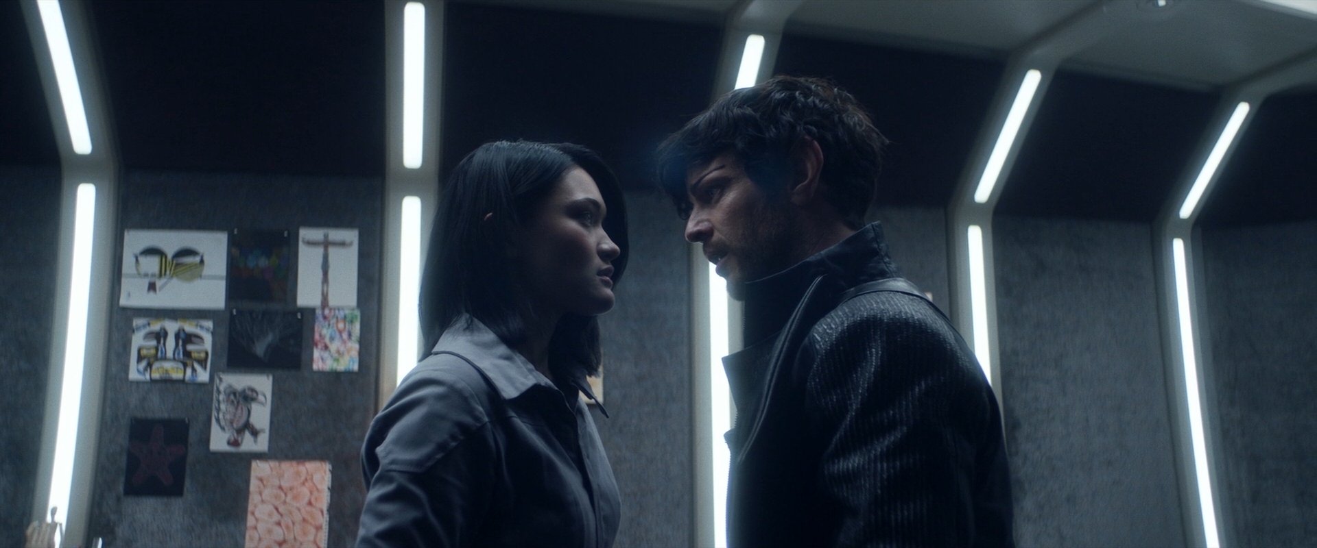 extant_StarTrek_PIC_1x06-TheImpossibleBox_03893.jpg