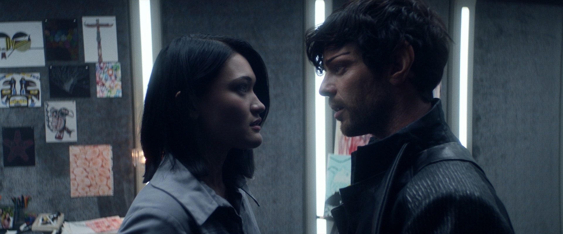 extant_StarTrek_PIC_1x06-TheImpossibleBox_03911.jpg