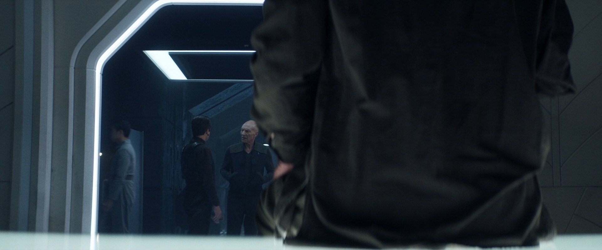 extant_StarTrek_PIC_1x06-TheImpossibleBox_03970.jpg